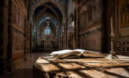 Zuppi a San Francesco: dialogo e diritto contro la cultura del potere