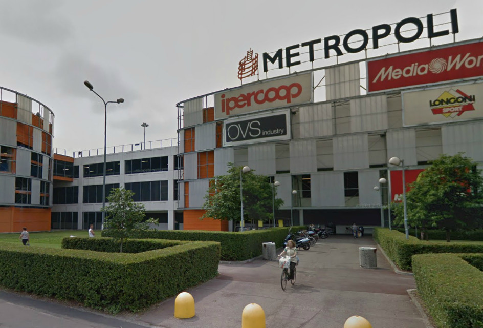 Centro Commerciale Metropoli aperto 1 gennaio