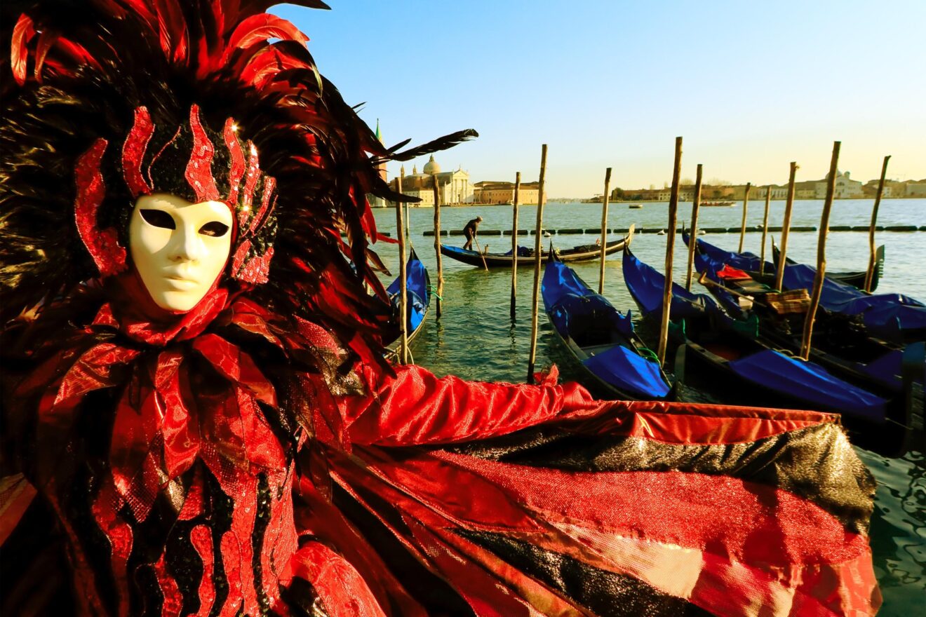 Porta di Roma aperto 15 febbraio 2015 per Carnevale?