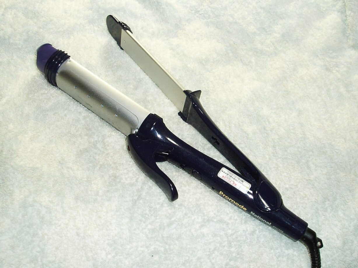 Come funziona la piastra per capelli a vapore