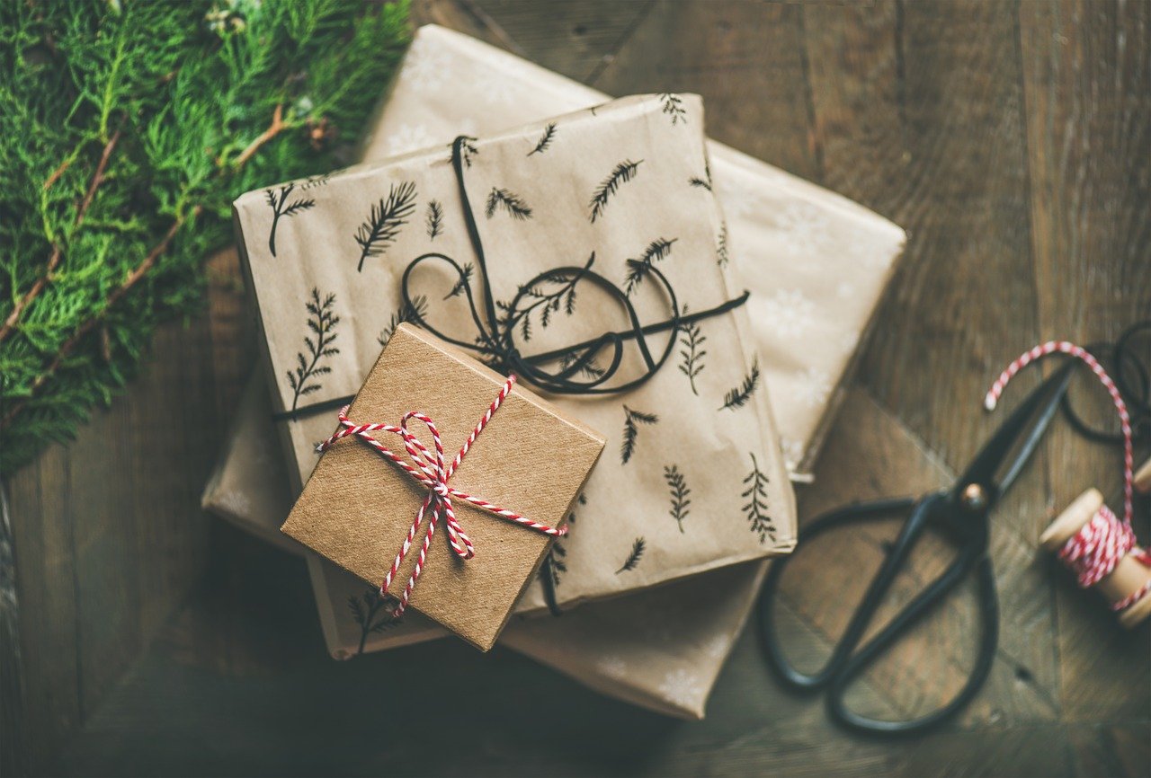 Regali di Natale 2021 per familiari: le idee e i consigli