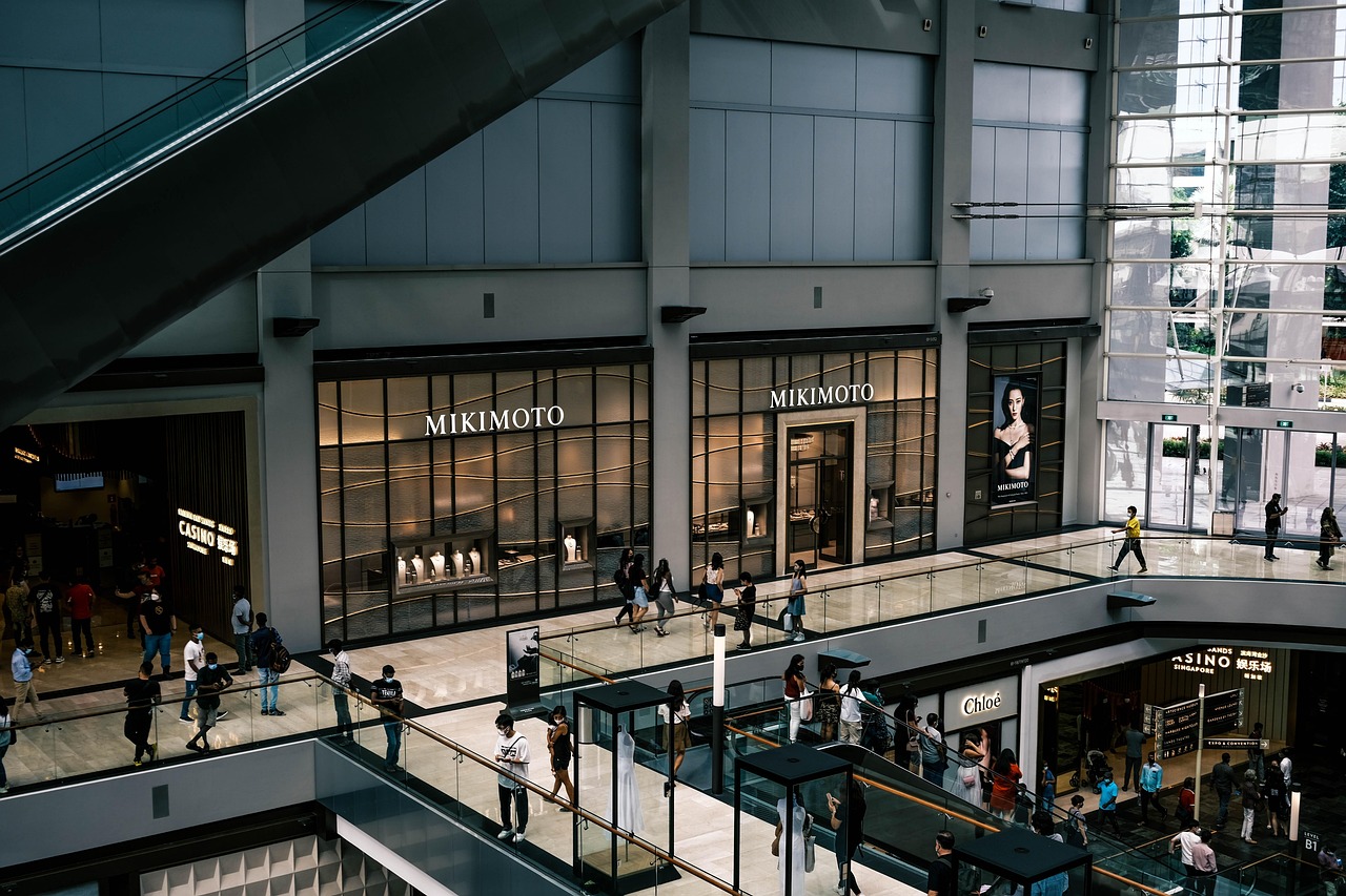 Centro Commerciale Merlata Bloom: orari, come arrivare e cosa comprare