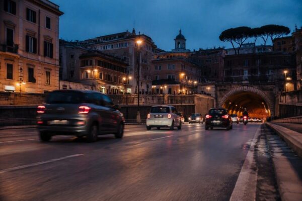 Esenzione bollo 2027: lista completa auto e moto sotto 80 kW
