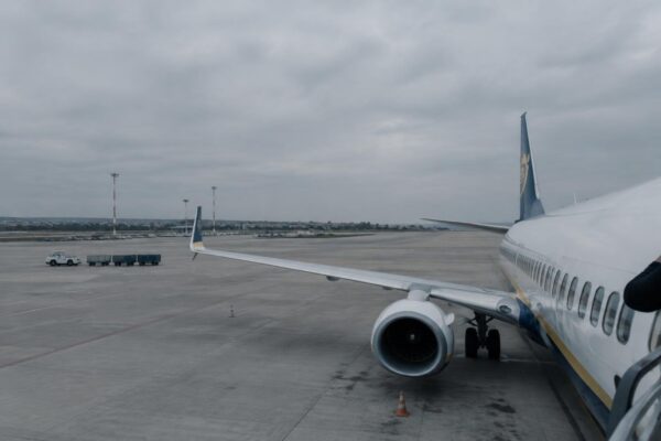 Ryanair aggiunge nuove rotte da Bari e Brindisi verso l’Europa