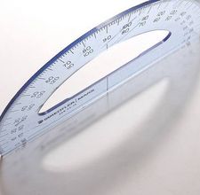 Come misurare gli angoli con il goniometro