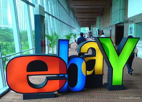 Ebay, si vende un oggetto al secondo.