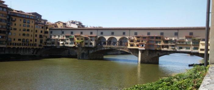 Sconti per una visita in barca sull’Arno