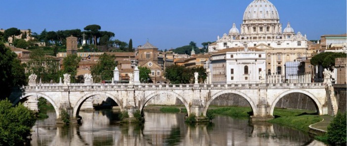 Sconti online per tour battello sul Tevere più scavi di Ostia