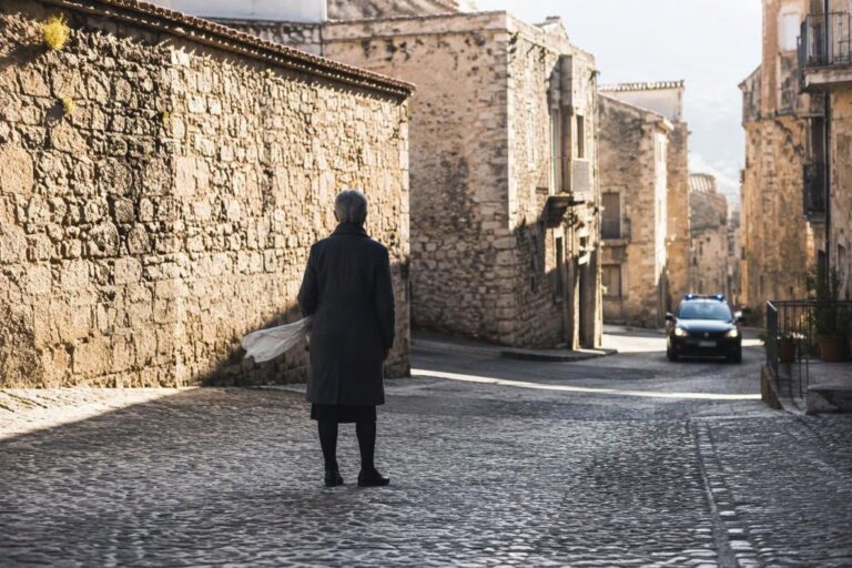 Due uomini di Catania fermati per truffa ad anziani a Castelbuono