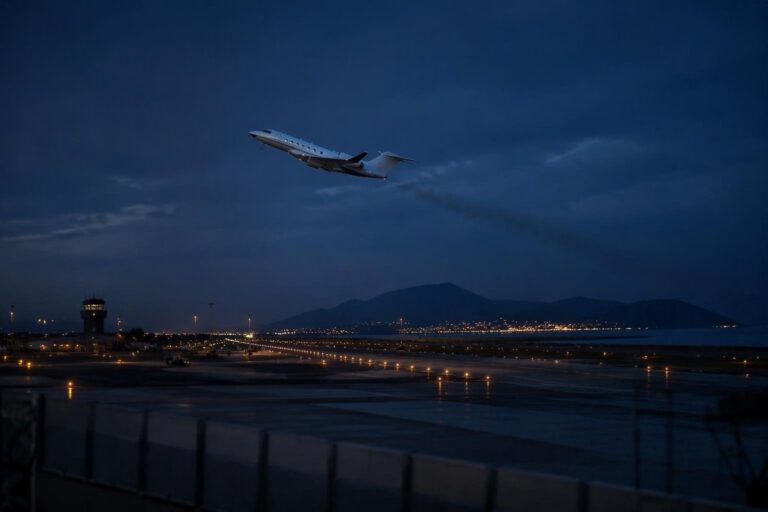 Trasporto sanitario d’emergenza: 70enne trasferito con un Gulfstream G-650