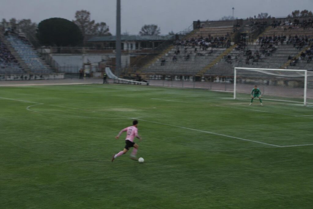Palermo batte Mantova 1-0 nella sfida di Serie B