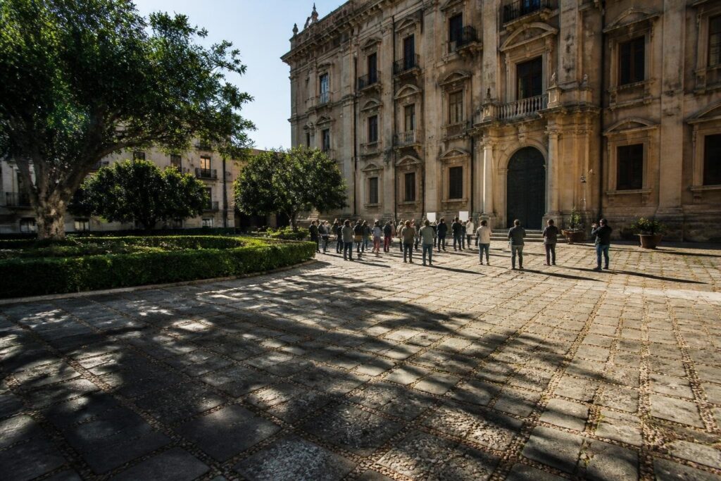 Palermo, manifestazione dei negozianti per un tavolo sulla catechesi