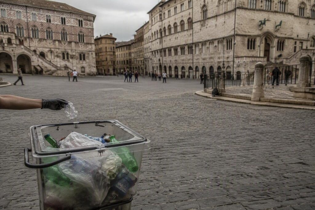 Pulizia urbana a Perugia: Plastic Free e Comune insieme per la città