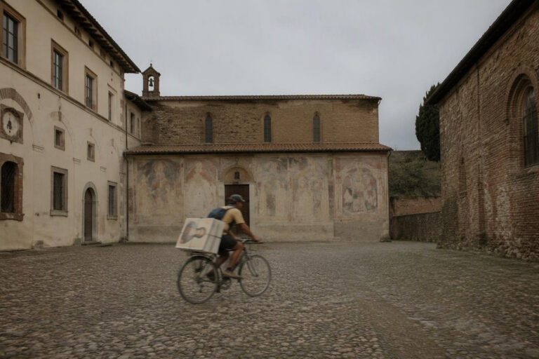 Arte, televisione e tradizione: la celebrazione di San Francesco 800 anni dopo