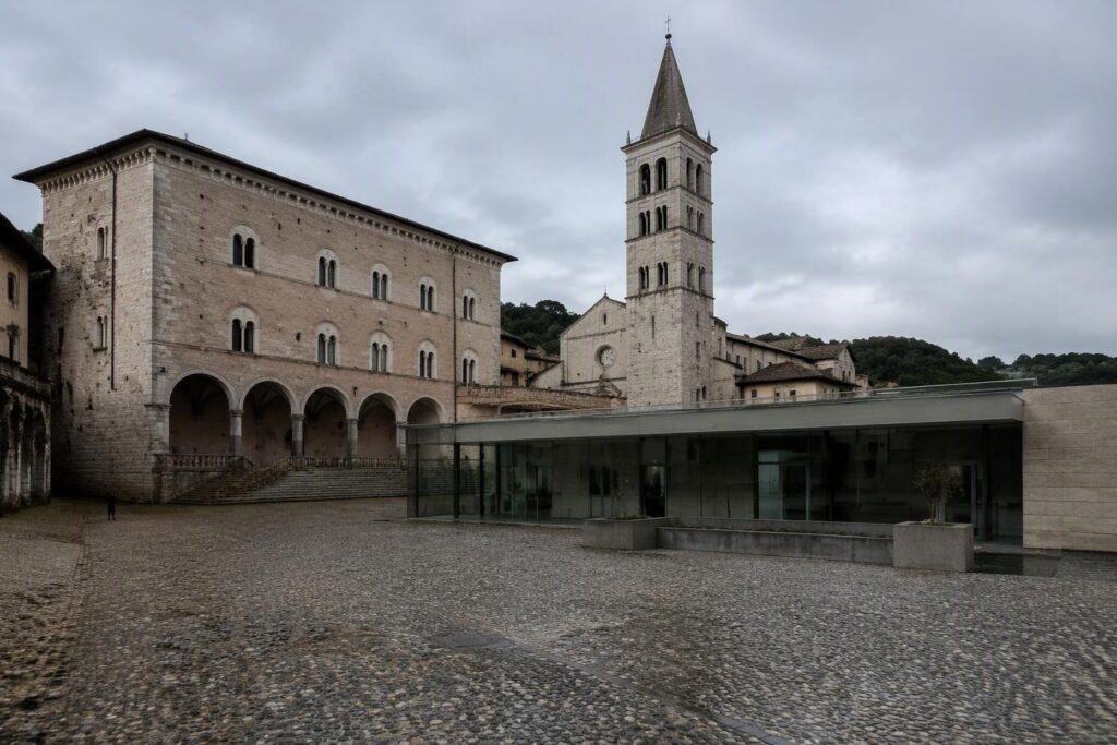 Liste d’attesa, prescrizioni e ospedali: il confronto Umbria-Marche a Narni
