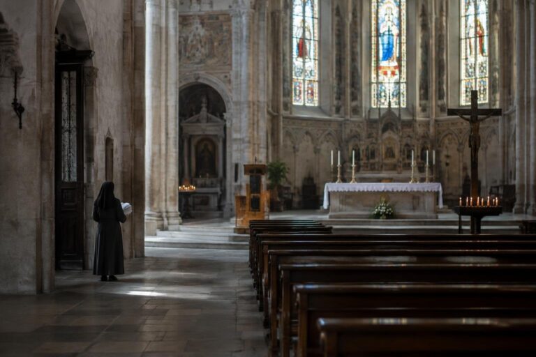 Assisi, la comunità di San Rufino chiede di trattenere suor Anna Maria