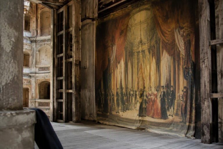 Esposizione di manifesti e documenti dal 1827 al 1944 a Foligno