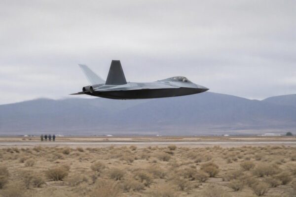 Cómo la inteligencia artificial está revolucionando los aviones de combate