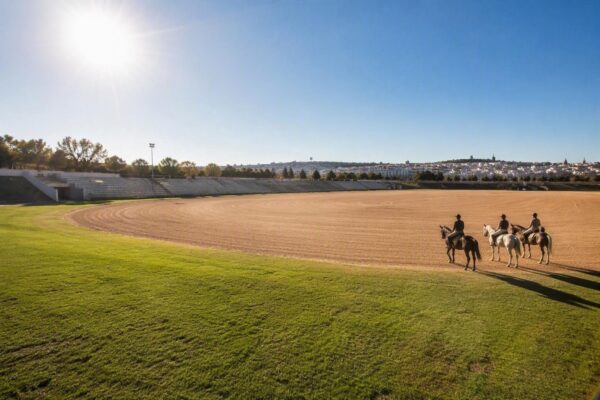 Jerez acoge 130 binomios en la 20ª Copa del Rey de Doma Vaquera
