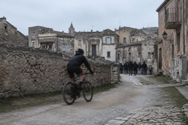 Festival della paesologia: Franco Arminio guida la sedicesima edizione ad Aliano