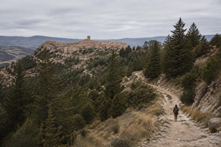 Trekking tra donne in Basilicata: itinerari vicino Potenza e parchi regionali