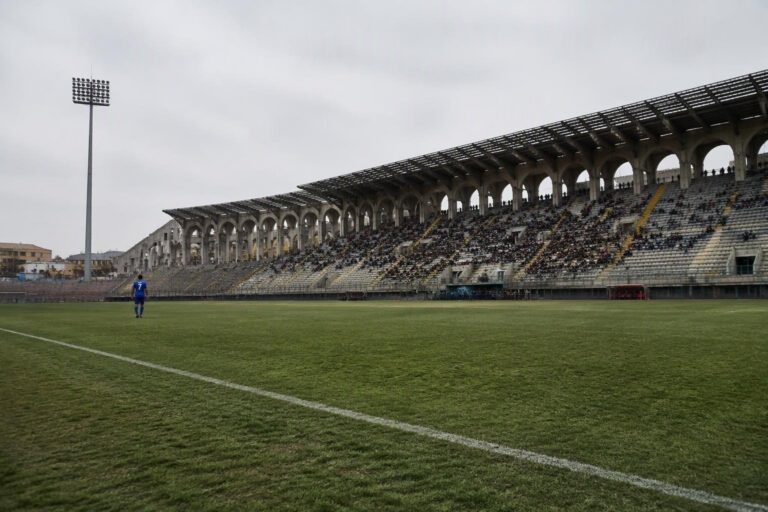 Gelbison ribalta il 2-0 e batte la Paganese 3-2 al derby campano