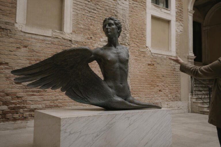 Tutte le creature abitano il confine: mostra a Venezia con Chiara Calore e Henri Beaufour