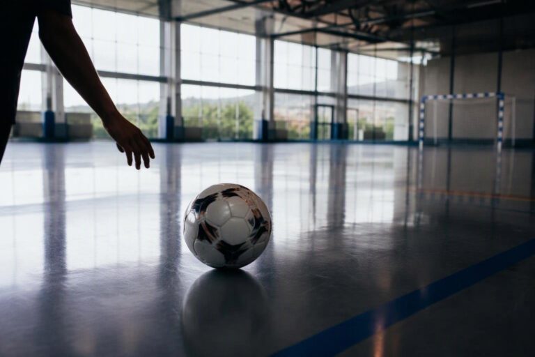 Futsal a Potenza: basi, equipaggiamento e contatti