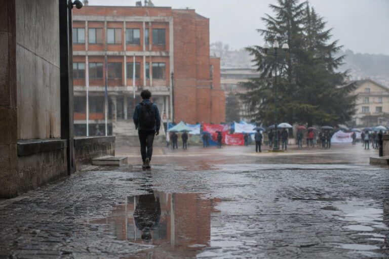 Manifestazione a Potenza: 200 studenti ottengono 1,9 milioni per libri