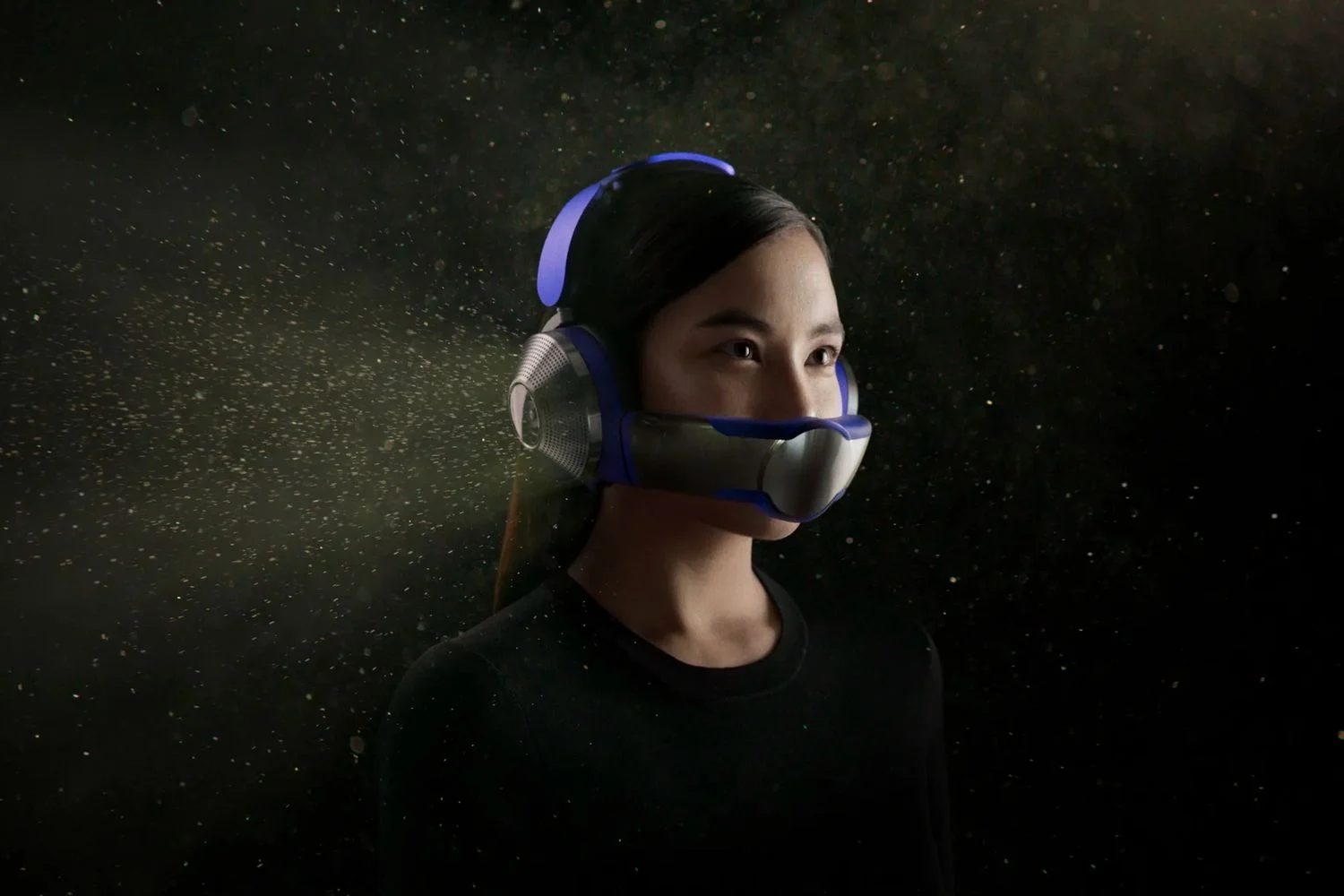 Come funzionano le nuove cuffie purificanti dell’aria di Dyson