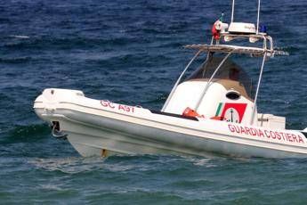 Fregene, malore in acqua: muore 48enne
