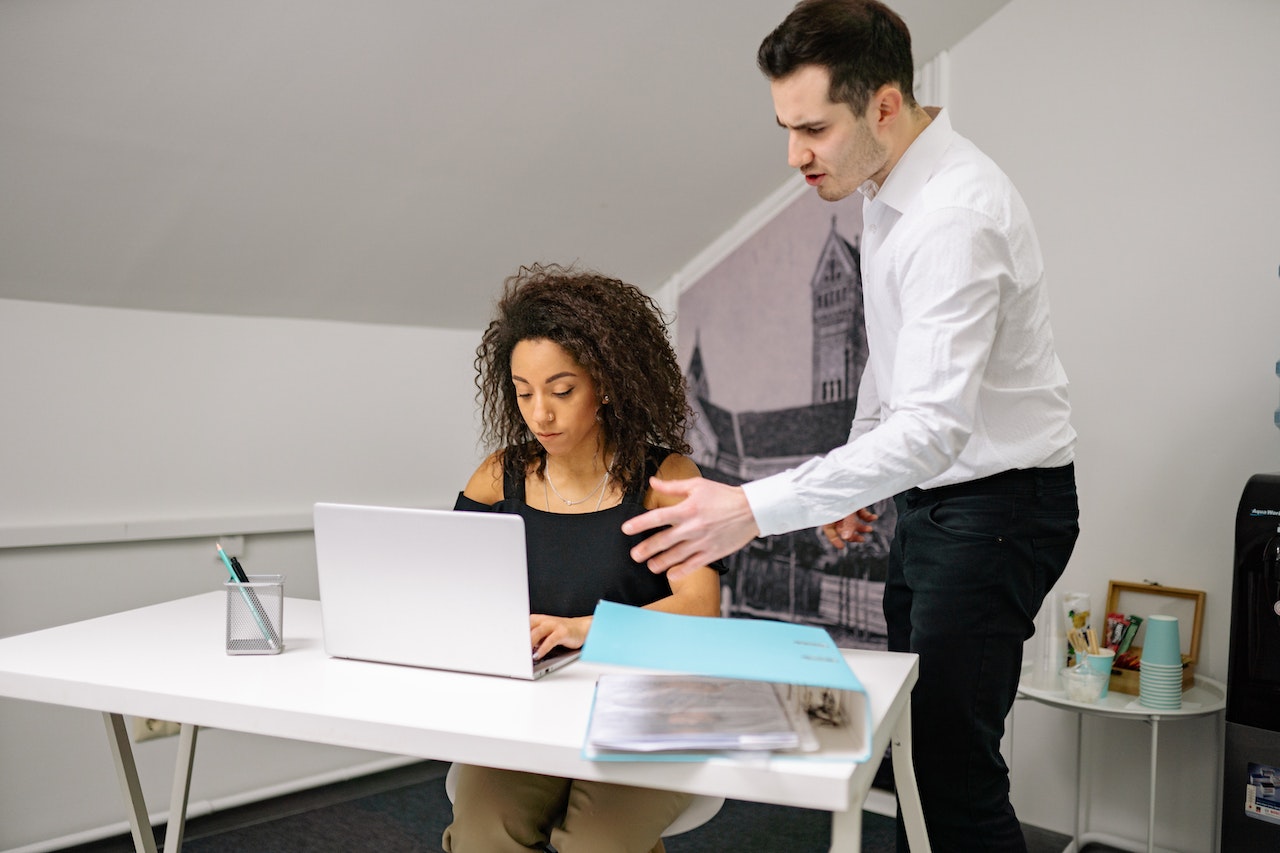 Diventare un manager: come scrivere una lettera di raccomandazione per un dipendente