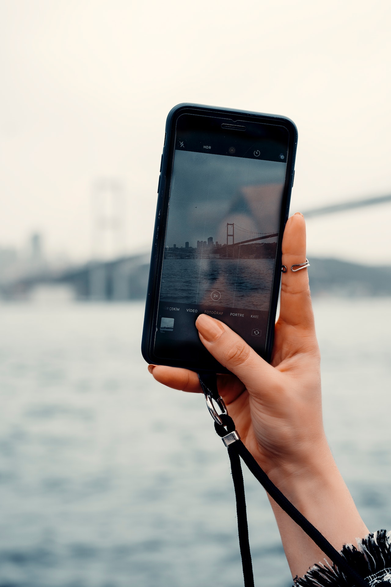Una guida essenziale per una corretta etichetta del telefono (con suggerimenti)