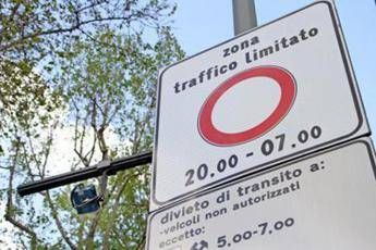 Ztl Roma, Patanè chiarisce: “In fascia verde nessun divieto ulteriore da 1° novembre”