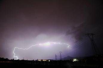 Caldo estremo in pausa, scatta l’allerta temporali: ecco le regioni a rischio