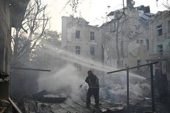 Ucraina, tregua finita: attacchi russi su varie città, sirene a Kiev
