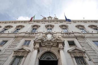consulta accordo lontano salta la seduta di domani in parlamento 2