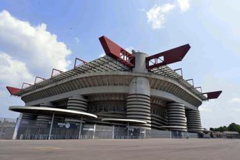 san siro stretta per piano fattibilita milan e inter al lavoro per lo stadio 2