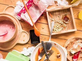 aumenta lo spreco di cibo buttiamo quasi 90 grammi a testa ogni giorno 2