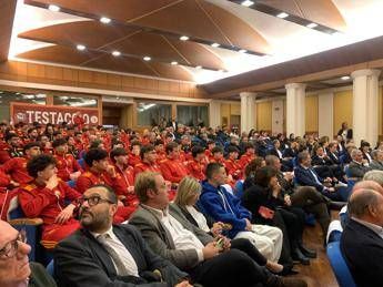 celebrati successi sport capitolino as roma femminile e asd roma 1927 futsal 2