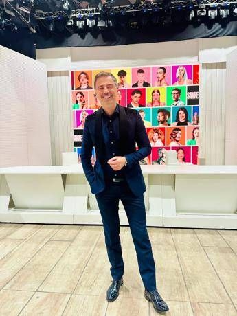 unomattina in famiglia da record 398 di share e beppe convertini protagonista sia in tv che a casa sanremo 2