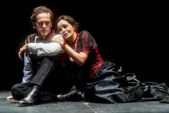 a treviso e polemica per anna karenina a teatro scelta pro putin 2