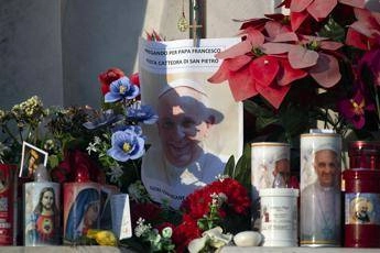 Ancora una “notte tranquilla” per Papa Francesco, il bollettino sulle condizioni