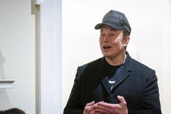 Elon Musk, è nato il 14esimo figlio: l’annuncio sui social e la scelta del nome