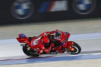 MotoGp Qatar, vince Marc Marquez: Bagnaia terzo