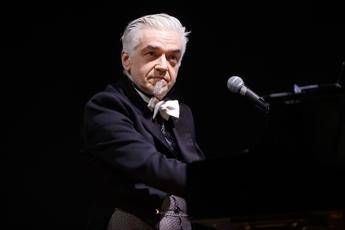 Al Mi Ami Festival un orinatoio ‘intitolato’ a Morgan. Il cantante: “È grave”