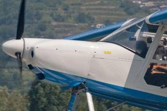Germania, ultraleggero si schianta su una casa: due morti