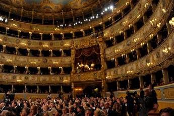 La Fenice e il caso del no all’Inno per il 2 giugno, Brugnaro: “Cercherò soluzione”