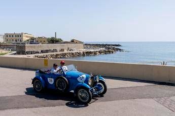 1000 miglia, rotta su Parma dopo accademia navale Livorno