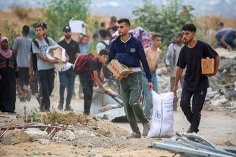 Gaza, Haaretz: “5 persone uccise da Idf vicino centro distribuzione aiuti”